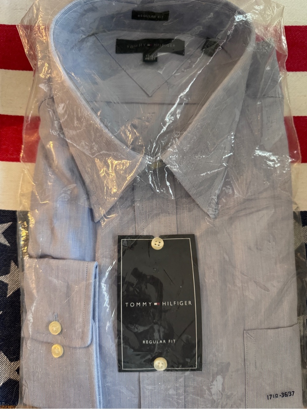 Tommy Hilfiger button down dress shirt 17.5 36/37 NWT